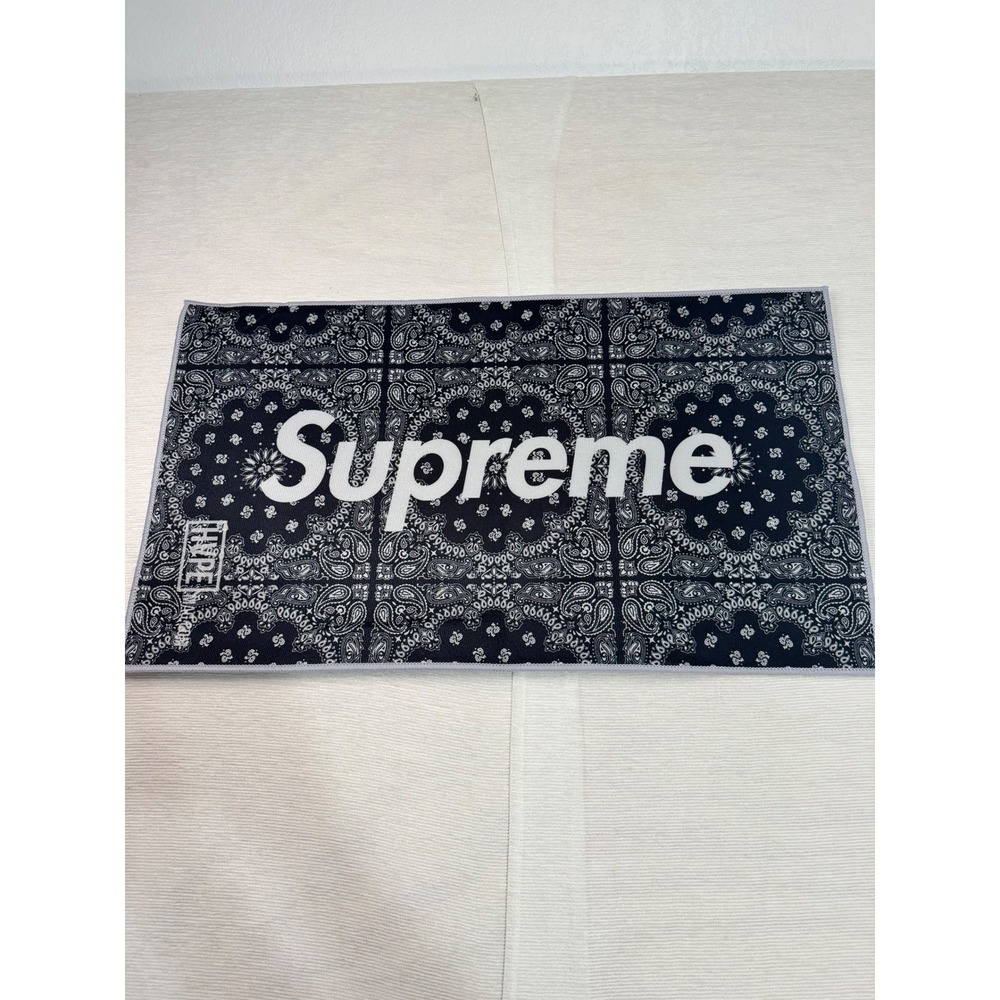 Supreme Bandana Box Logo Rug Black White Paisley Floor Mat Streetwear Decor